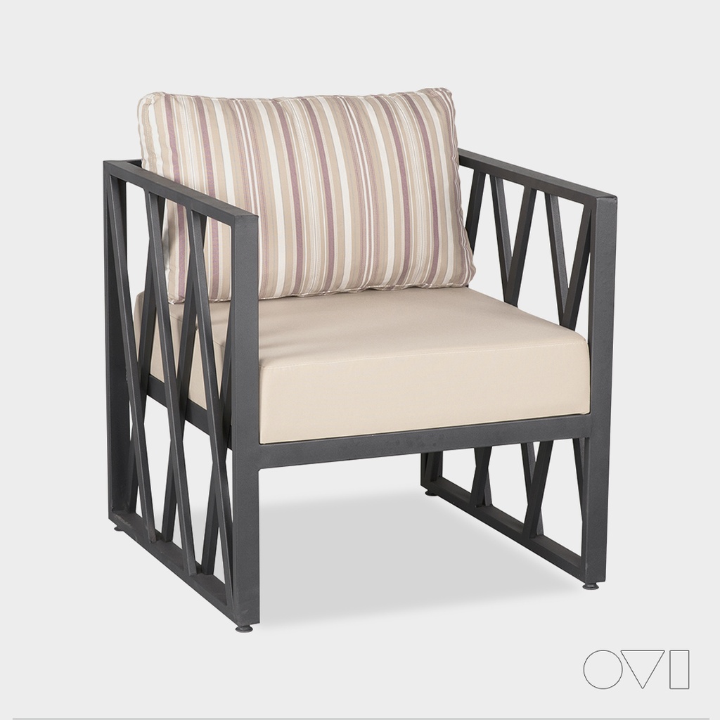CAMBRIA ARMCHAIR