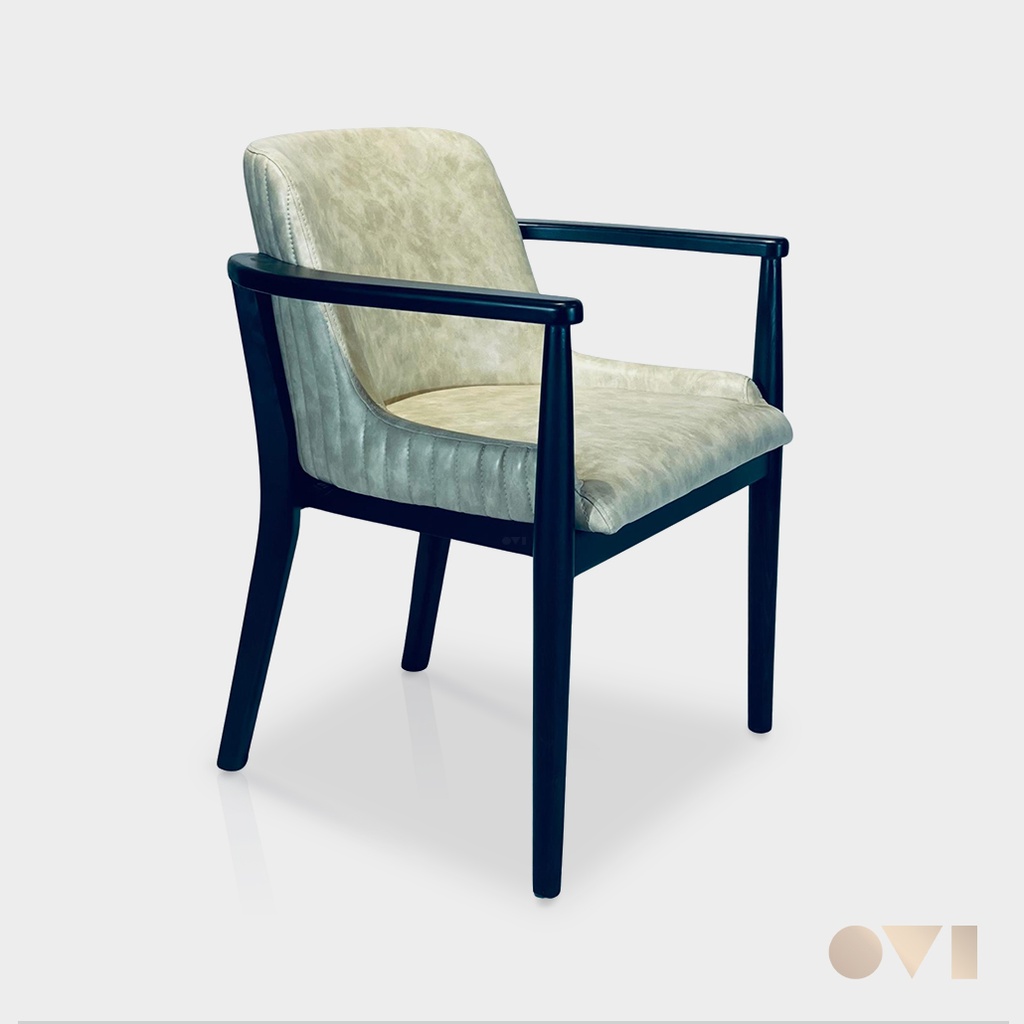 SORANO ARMCHAIR