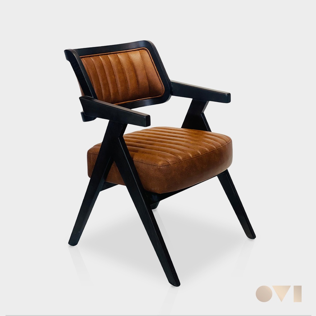 BRUNELLO | LEATHER WOOD FRAME ARMCHAIR