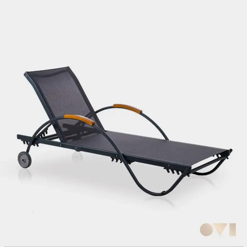 ZAVEN | LOUNGE CHAIR